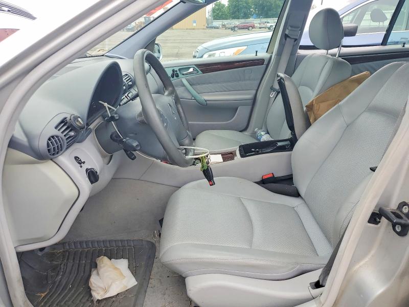 56117316 :رقم المزاد ، WDBRH64J03F324913 vin ، 2003 Mercedes-benz C مزاد بيع