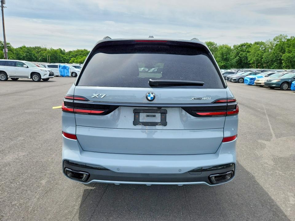 57251736 :رقم المزاد ، 5UX23EM06T9293764 vin ، 2026 Bmw X7 مزاد بيع