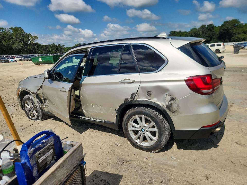 56930416 :رقم المزاد ، 5UXKR0C5XF0P14800 vin ، 2015 Bmw X5 مزاد بيع