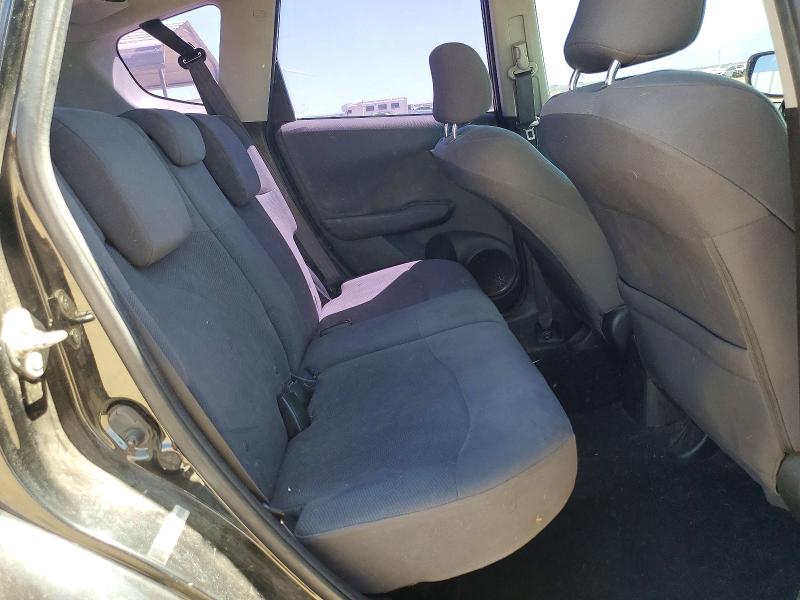 55768566 :رقم المزاد ، JHMGE8H34BC028817 vin ، 2011 Honda Fit مزاد بيع