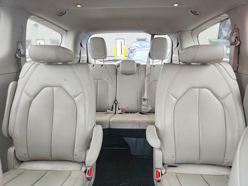 85450395 :رقم المزاد ، 2C4RC1DG8MR555074 vin ، 2021 Chrysler Voyager مزاد بيع