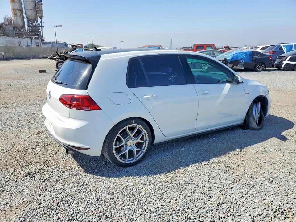 56817716 :رقم المزاد ، 3VW4T7AU3GM023361 vin ، 2016 Volkswagen Gti مزاد بيع