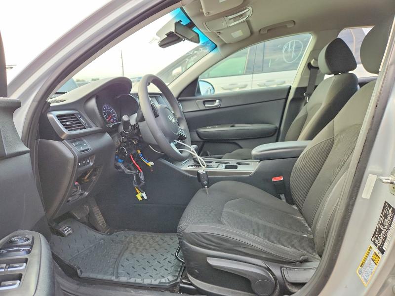 2019 Kia Optima მანქანა იყიდება აუქციონზე, vin: 5XXGT4L35KG282091, აუქციონის ნომერი: 57200016