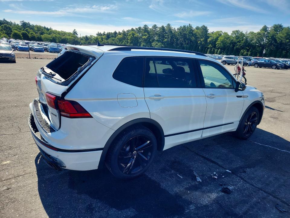 2024 Volkswagen Tiguan მანქანა იყიდება აუქციონზე, vin: 3VV8B7AX2RM212198, აუქციონის ნომერი: 57496856