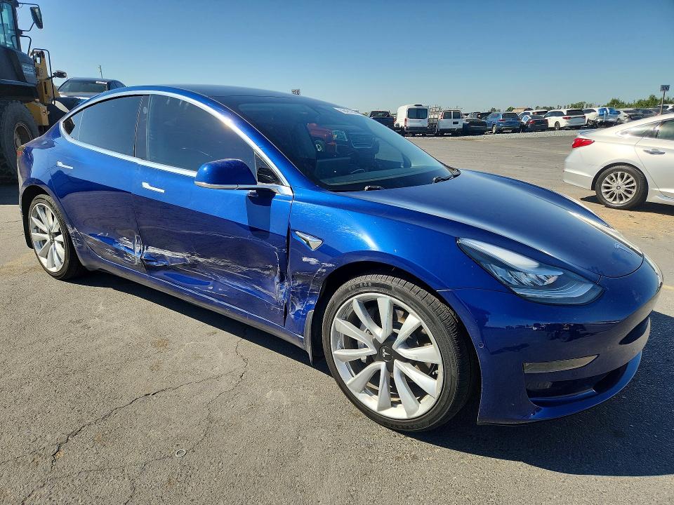 Продаж на аукціоні авто 2019 Tesla Model 3, vin: 5YJ3E1EA3KF464135, номер лоту: 56421206