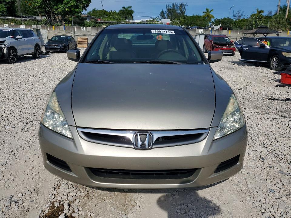85974735 :رقم المزاد ، 1HGCM56837A028540 vin ، 2007 Honda Accord مزاد بيع