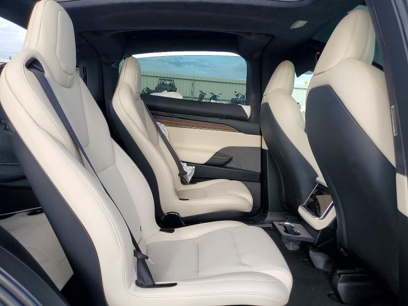 Продажа на аукционе авто 2022 Tesla Model X, vin: 7SAXCBE58NF328798, номер лота: 57179336