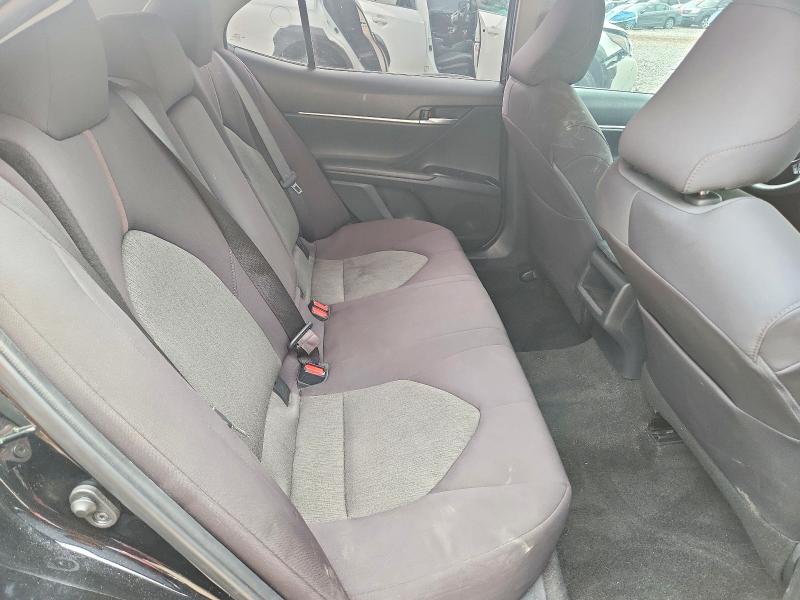 56591016 :رقم المزاد ، 4T1B11HK2KU842329 vin ، 2019 Toyota Camry مزاد بيع