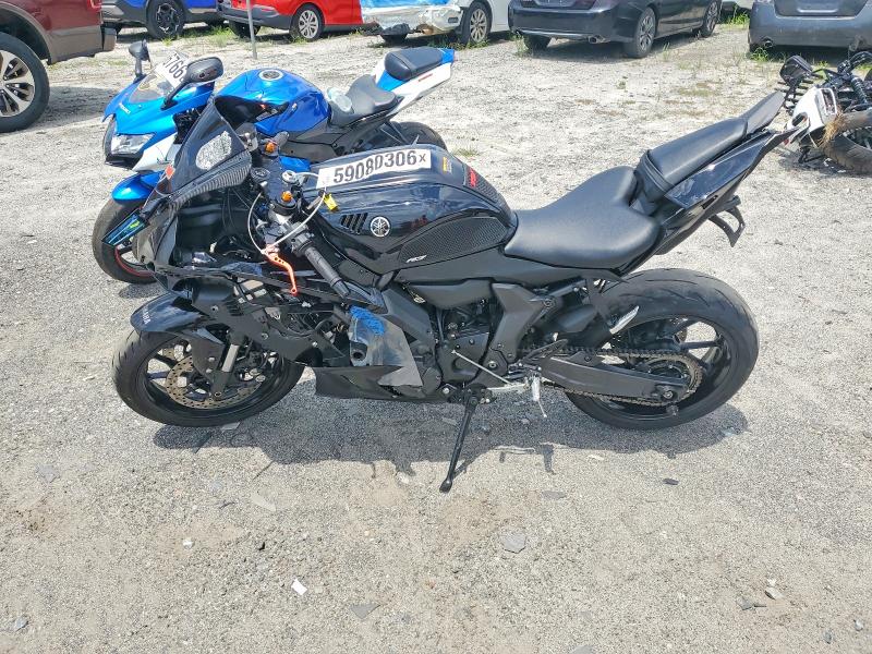 59080306 :رقم المزاد ، JYARM38E4SA020368 vin ، 2025 Yamaha Yzfr7 مزاد بيع