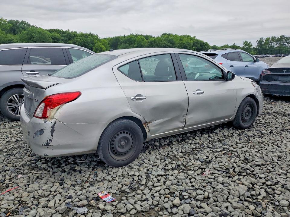 58392766 :رقم المزاد ، 3N1CN7AP5FL903732 vin ، 2015 Nissan Versa مزاد بيع