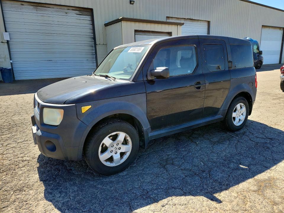 55582106 :رقم المزاد ، 5J6YH28615L027238 vin ، 2005 Honda Element مزاد بيع