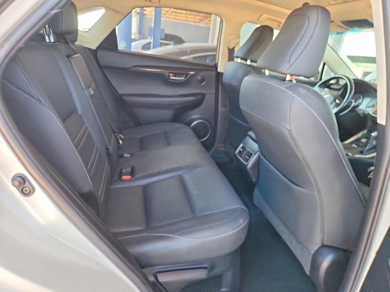 56524556 :رقم المزاد ، JTJYARBZ8H2065059 vin ، 2017 Lexus Nx 200t مزاد بيع