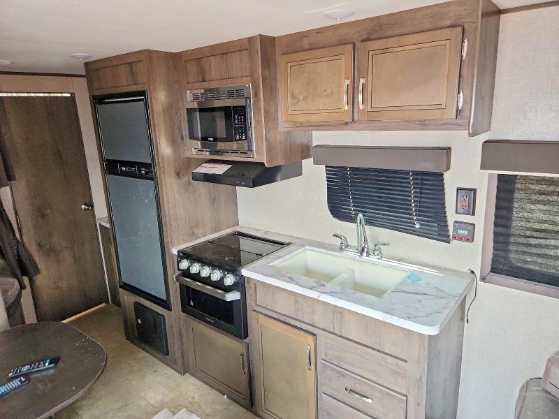 Продаж на аукціоні авто 2021 Jayco Jay Flight Slx, vin: 1UJBJ0BN3M17V9045, номер лоту: 55606296
