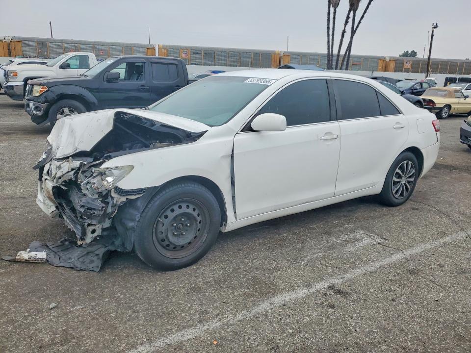 2011 Toyota Camry მანქანა იყიდება აუქციონზე, vin: 4T4BF3EK7BR186619, აუქციონის ნომერი: 55769366