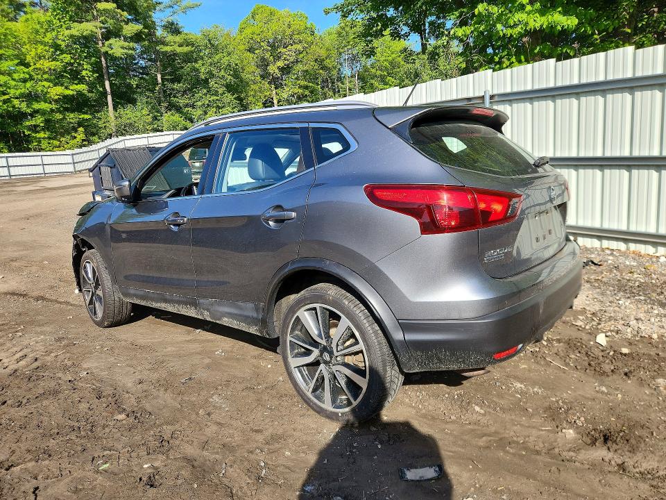 2017 Nissan Rogue Sport მანქანა იყიდება აუქციონზე, vin: JN1BJ1CR4HW121647, აუქციონის ნომერი: 55591426