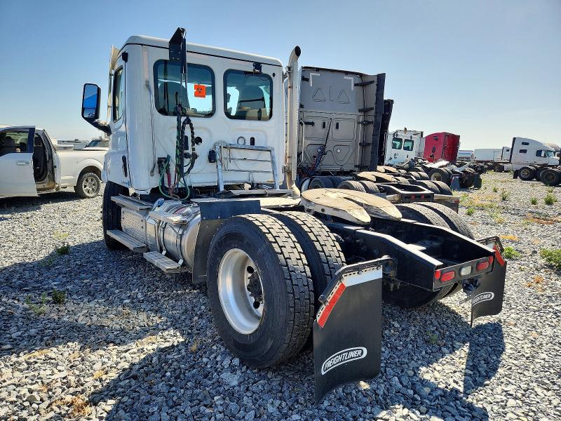 2024 Freightliner Cascadia 116 მანქანა იყიდება აუქციონზე, vin: 3AKBHTDV0RSVK1561, აუქციონის ნომერი: 55472166