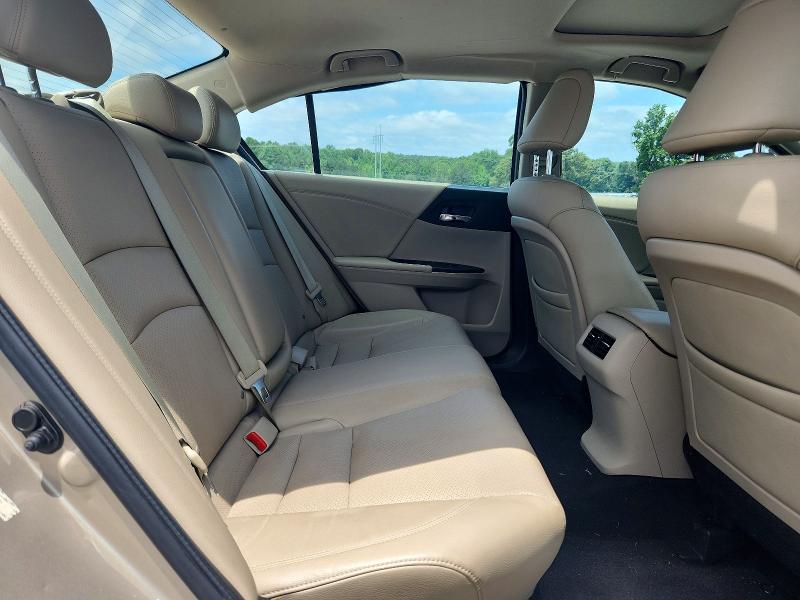 Auction sale of the 2014 Honda Accord, vin: 1HGCR2F84EA119992, lot number: 55684106
