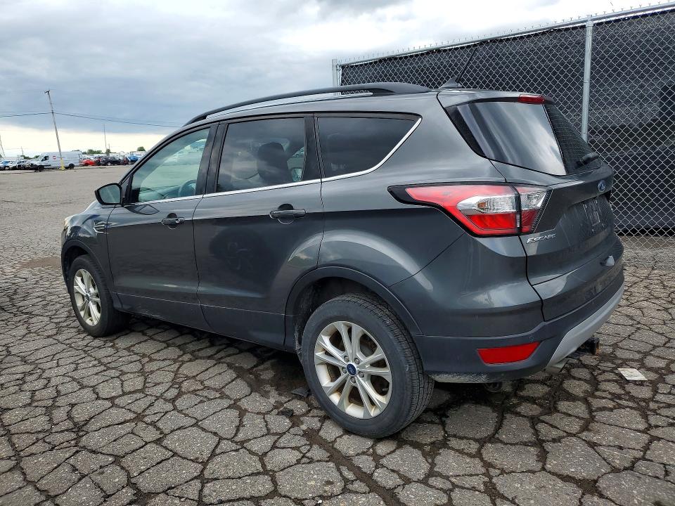 Продажа на аукционе авто 2018 Ford Escape, vin: 1FMCU0HD5JUA21571, номер лота: 57626316