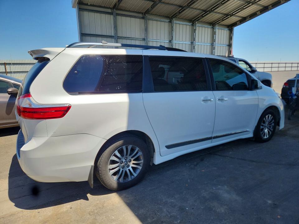 Продажа на аукционе авто 2018 Toyota Sienna, vin: 5TDYZ3DC0JS932776, номер лота: 59119946