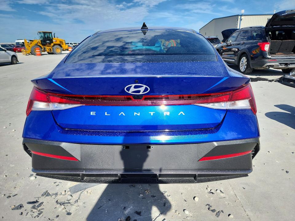 Продажа на аукционе авто 2024 Hyundai Elantra, vin: KMHLL4DG2RU744543, номер лота: 57301216