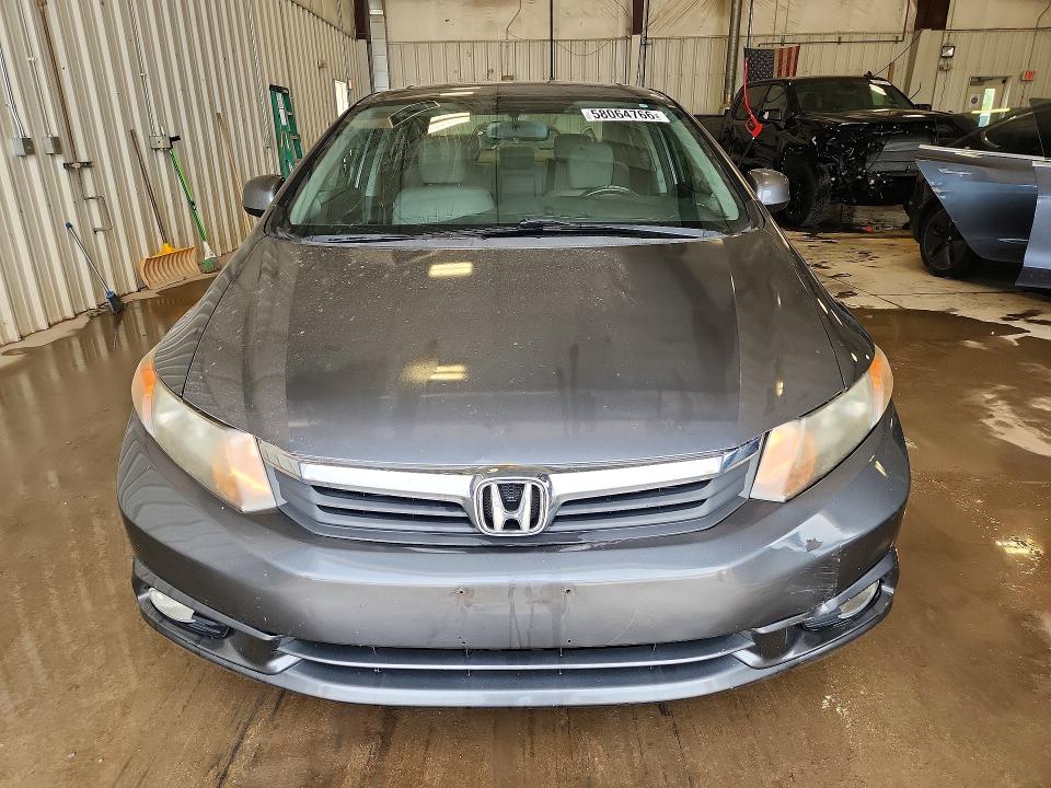 58064766 :رقم المزاد ، 19XFB2F99DE004003 vin ، 2013 Honda Civic مزاد بيع