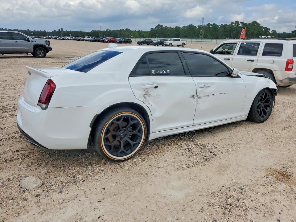 Продажа на аукционе авто 2018 Chrysler 300, vin: 2C3CCABG9JH240315, номер лота: 55597996