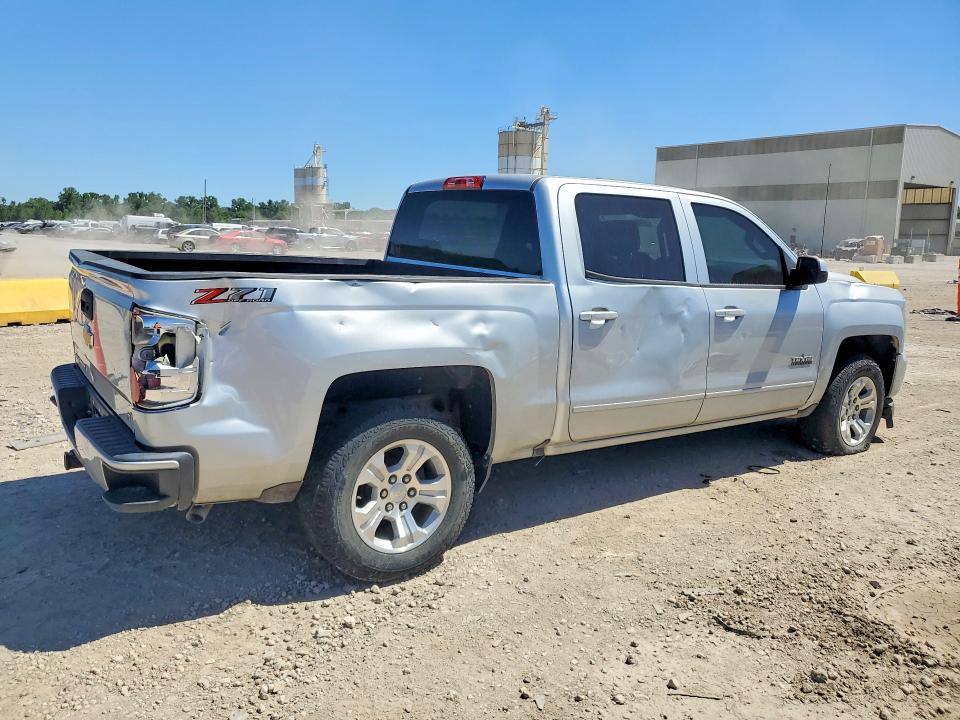 Продаж на аукціоні авто 2018 Chevrolet Silverado, vin: 3GCUKREC2JG170389, номер лоту: 56998976
