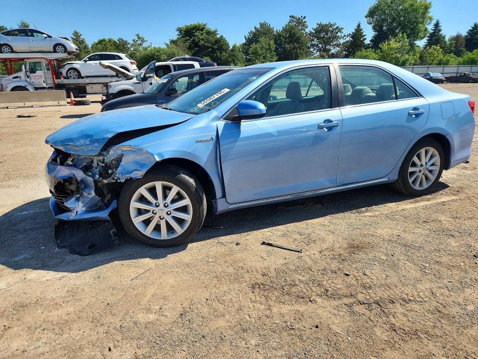2013 Toyota Camry Hybrid მანქანა იყიდება აუქციონზე, vin: 4T1BD1FK8DU084719, აუქციონის ნომერი: 55582196