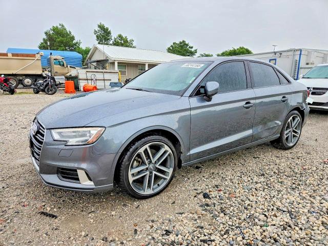 Продажа на аукционе авто 2018 Audi A3, vin: WAUAUGFF4J1031242, номер лота: 58244166