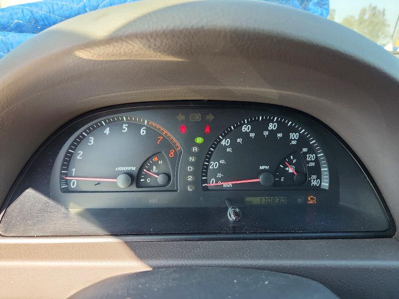 55756956 :رقم المزاد ، JTDBE32K720021568 vin ، 2002 Toyota Camry مزاد بيع