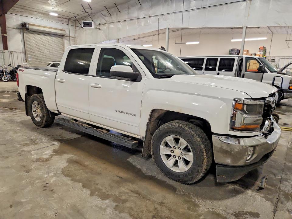Продажа на аукционе авто 2018 Chevrolet Silverado, vin: 3GCUKREC1JG431429, номер лота: 56689056