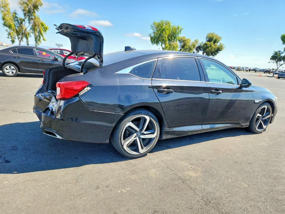 57611676 :رقم المزاد ، 1HGCV1F39KA171804 vin ، 2019 Honda Accord مزاد بيع