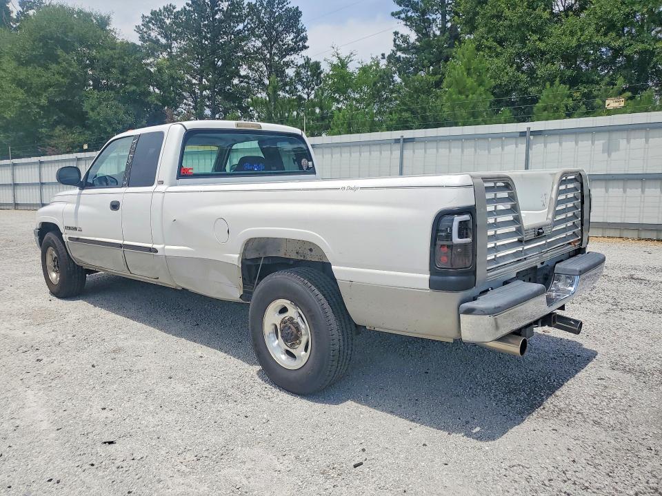 57952376 :رقم المزاد ، 1B7KC23W9YJ150481 vin ، 2000 Dodg Ram مزاد بيع