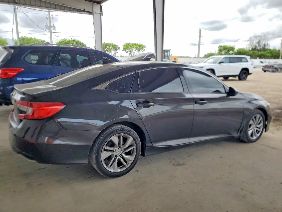 Aukcja sprzedaży 2018 Honda Accord, vin: 1HGCV1F14JA075141, numer aukcji: 56828066