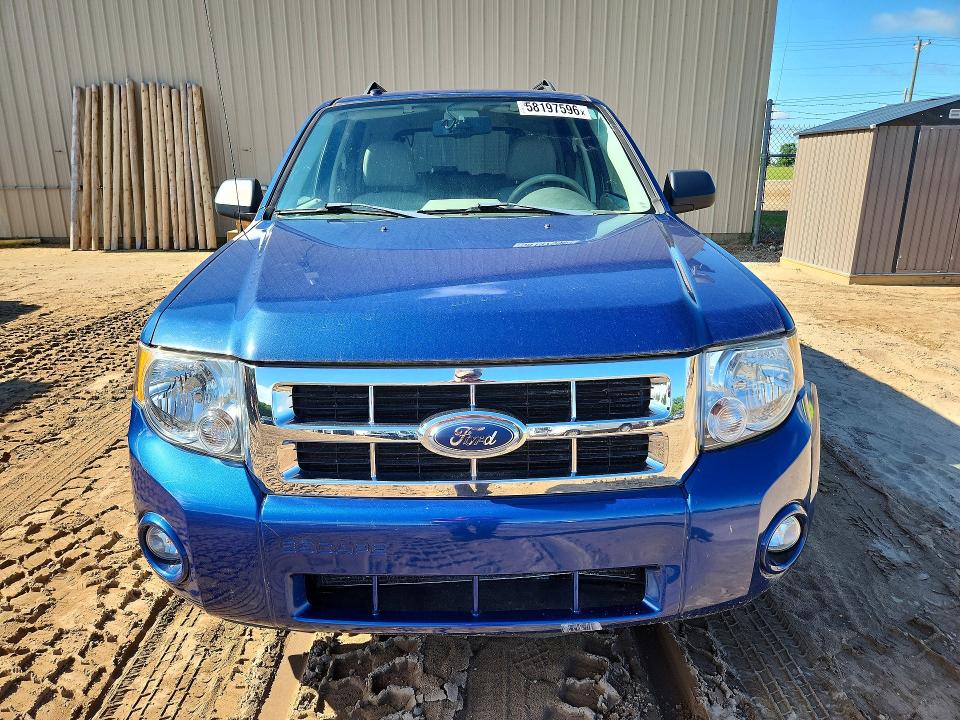 2008 Ford Escape მანქანა იყიდება აუქციონზე, vin: 1FMCU93108KA83113, აუქციონის ნომერი: 58197596