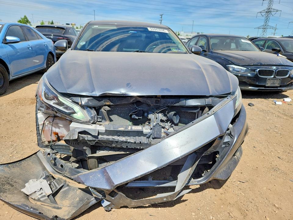 2020 Nissan Altima მანქანა იყიდება აუქციონზე, vin: 1N4BL4EV3LC147143, აუქციონის ნომერი: 55943936