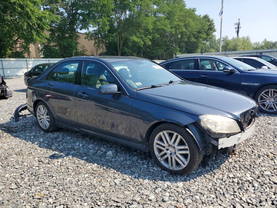 Продажа на аукционе авто 2011 Mercedes-benz C, vin: WDDGF8BB3BR133995, номер лота: 97686255