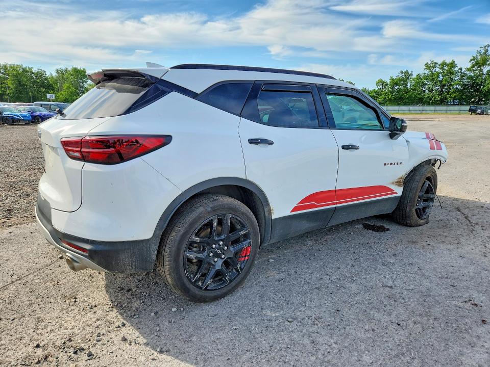2024 Chevrolet Blazer მანქანა იყიდება აუქციონზე, vin: 3GNKBJRSXRS139983, აუქციონის ნომერი: 57353196