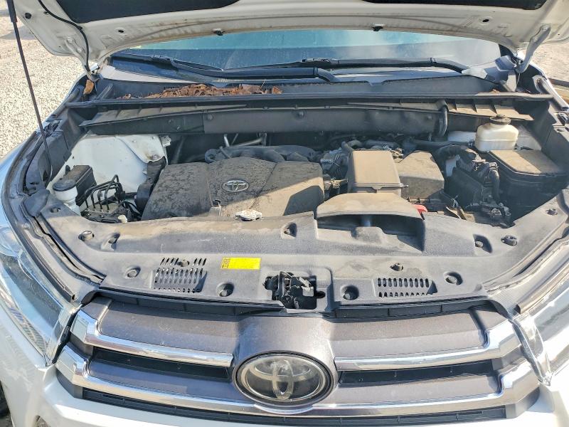 57962566 :رقم المزاد ، 5TDDZRFH7KS977595 vin ، 2019 Toyota Highlander مزاد بيع