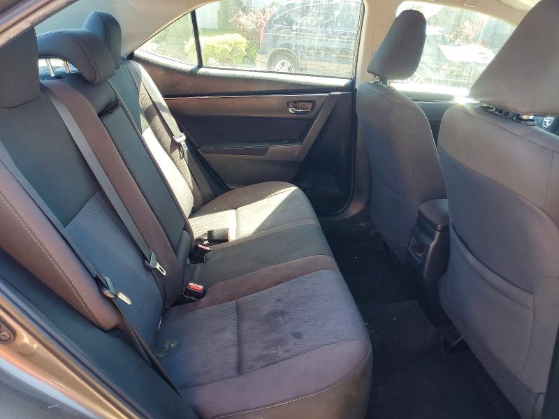 55322236 :رقم المزاد ، 2T1BURHE5JC055696 vin ، 2018 Toyota Corolla مزاد بيع