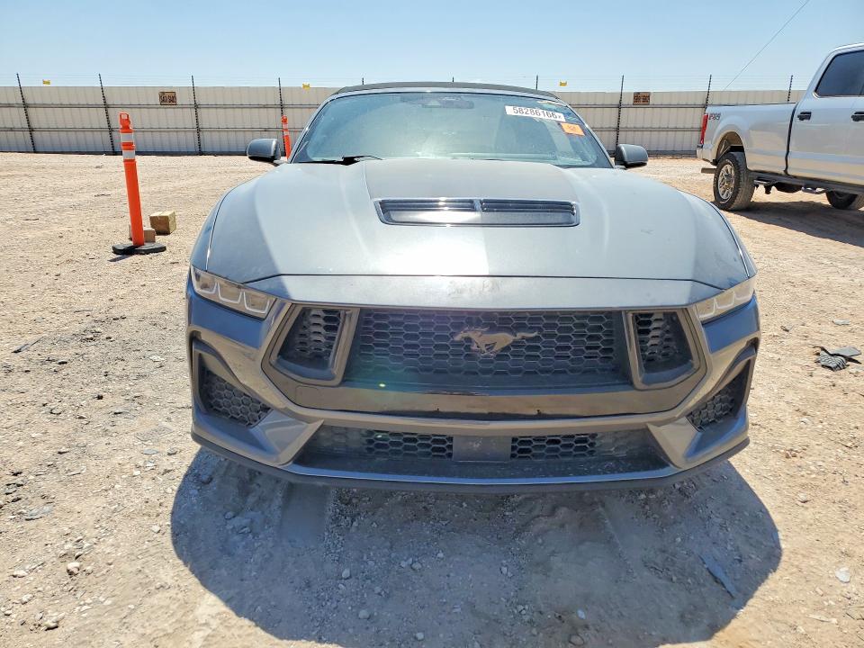 58286166 :رقم المزاد ، 1FAGP8FF4R5120118 vin ، 2024 Ford Mustang مزاد بيع