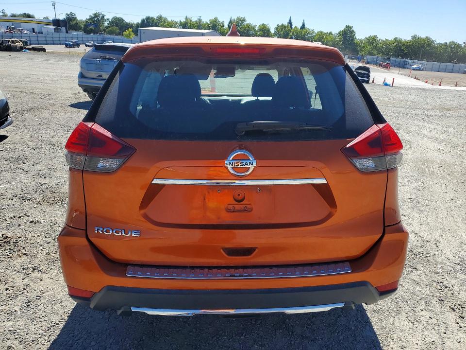 Продаж на аукціоні авто 2017 Nissan Rogue, vin: JN8AT2MT5HW152428, номер лоту: 56961016