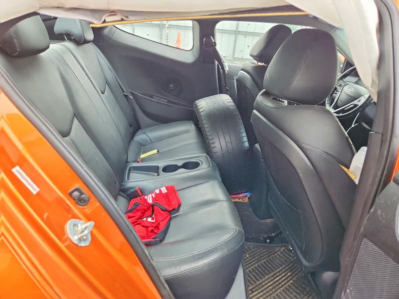 56414986 :رقم المزاد ، KMHTC6AE9FU229016 vin ، 2015 Hyundai Veloster مزاد بيع