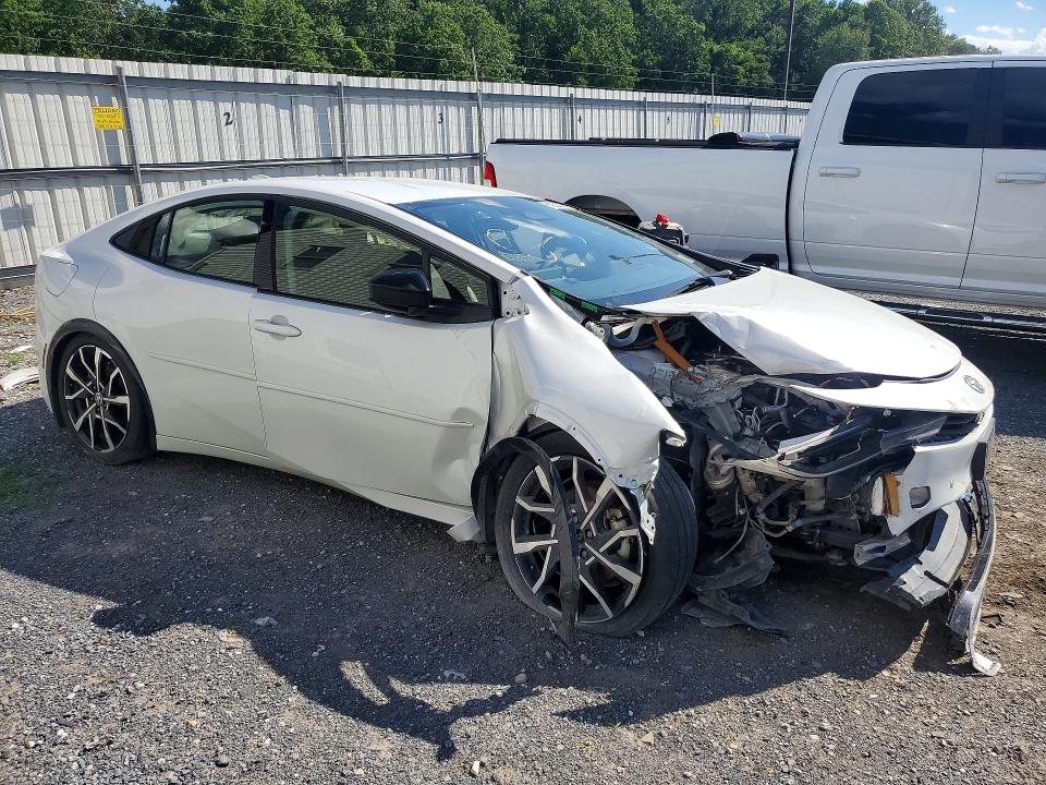 57900046 :رقم المزاد ، JTDACACU4R3036639 vin ، 2024 Toyota Prius Prime مزاد بيع