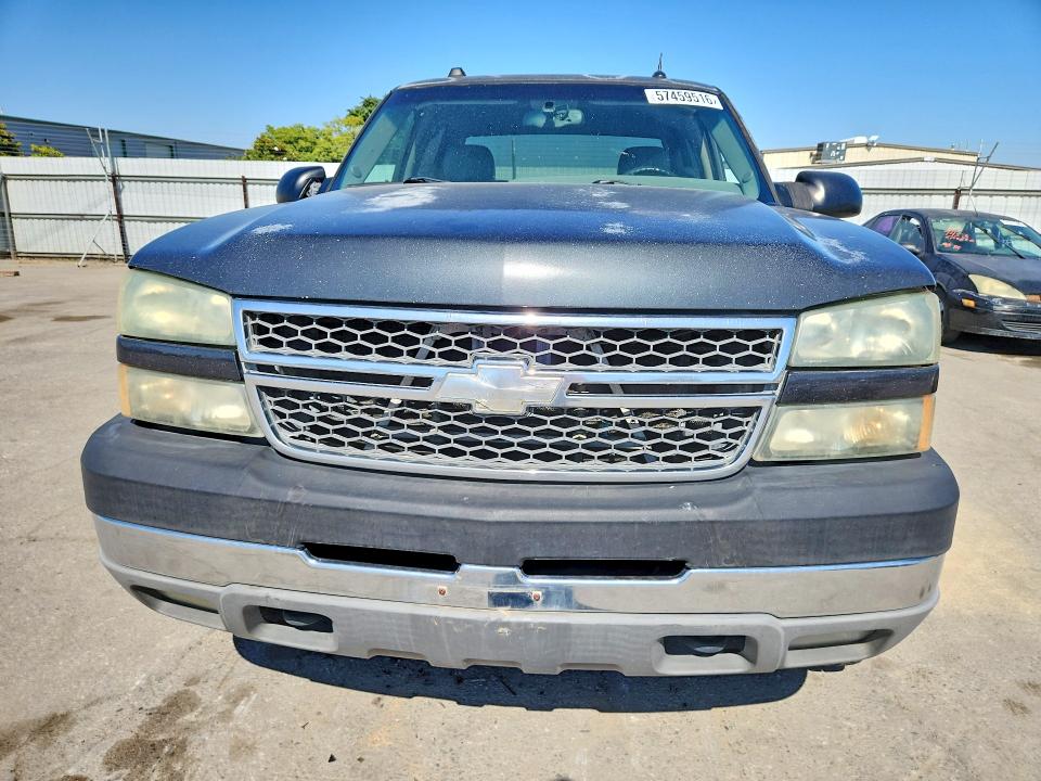 Продажа на аукционе авто 2005 Chevrolet Silverado 2500, vin: 1GCHK23295F893652, номер лота: 57459516