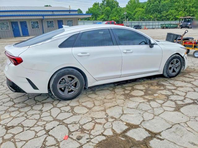 57219556 :رقم المزاد ، 5XXG14J25NG087046 vin ، 2022 Kia K5 مزاد بيع
