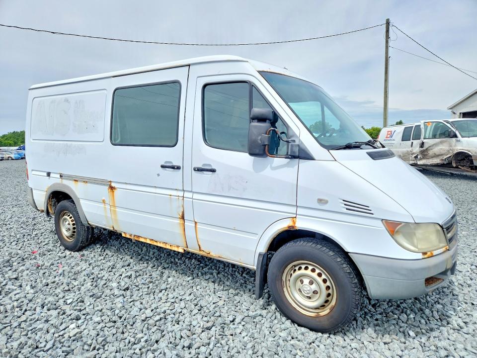 52356136 :رقم المزاد ، WD0PD644955785705 vin ، 2005 Dodge Sprinter مزاد بيع