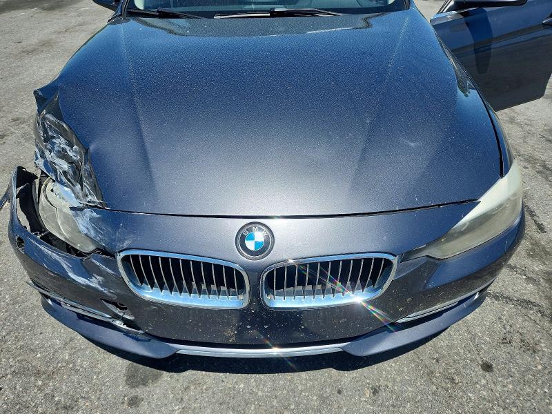 2015 Bmw 328 მანქანა იყიდება აუქციონზე, vin: WBA3B5G55FNS19356, აუქციონის ნომერი: 55594706