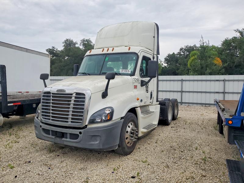 Продажа на аукционе авто 2017 Freightliner Cascadia 125, vin: 1FUJGEDRXHLHM7522, номер лота: 56145676