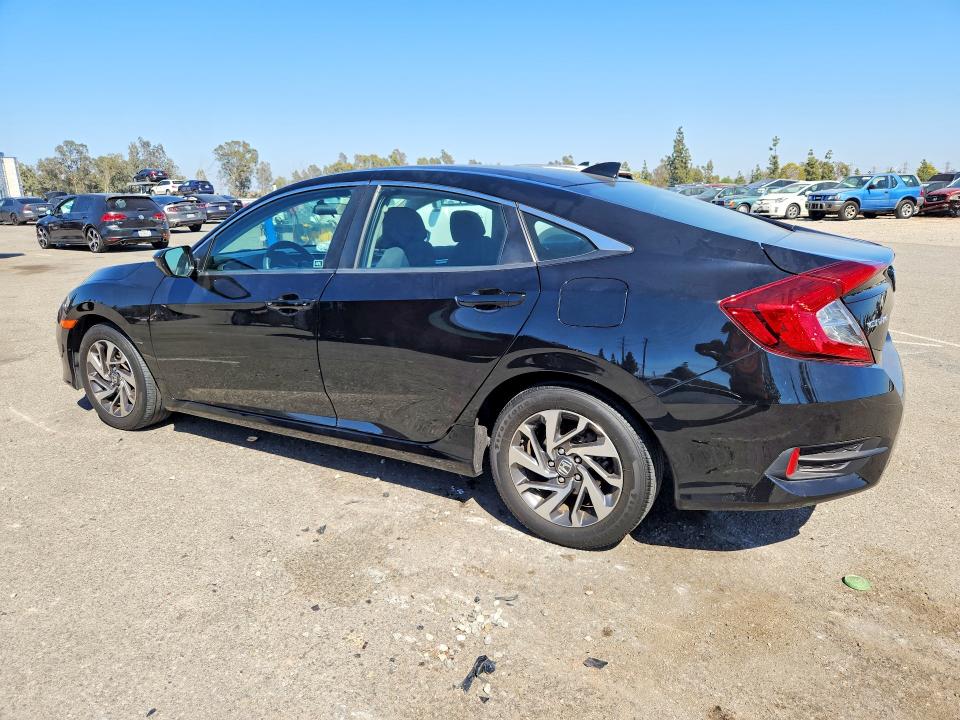 Продажа на аукционе авто 2018 Honda Civic, vin: 2HGFC2F76JH508182, номер лота: 57072876